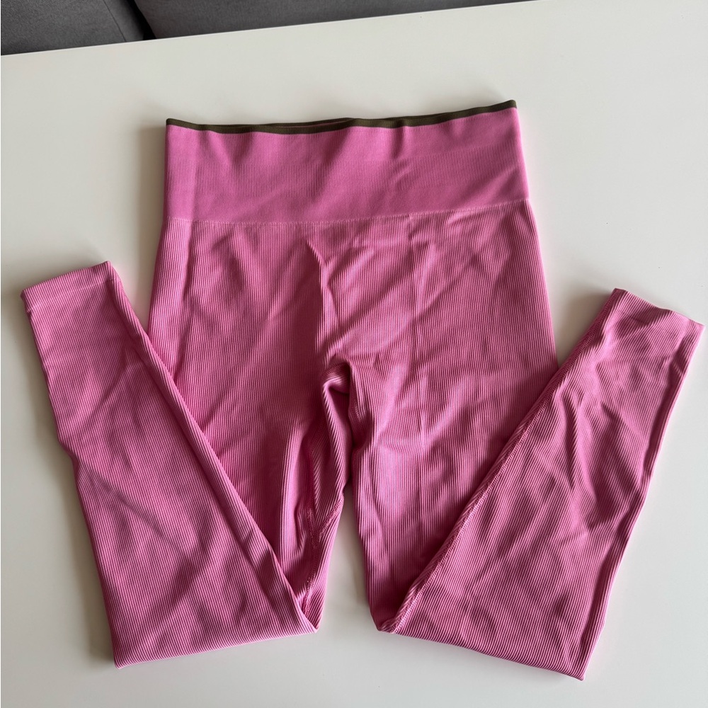 Outdoor voices ribbed leggings